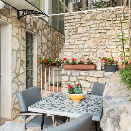 Luxury 1 Bedroom Apartment In Rabac Buitenkant foto