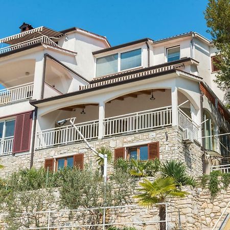 Luxury 1 Bedroom Apartment In Rabac Buitenkant foto