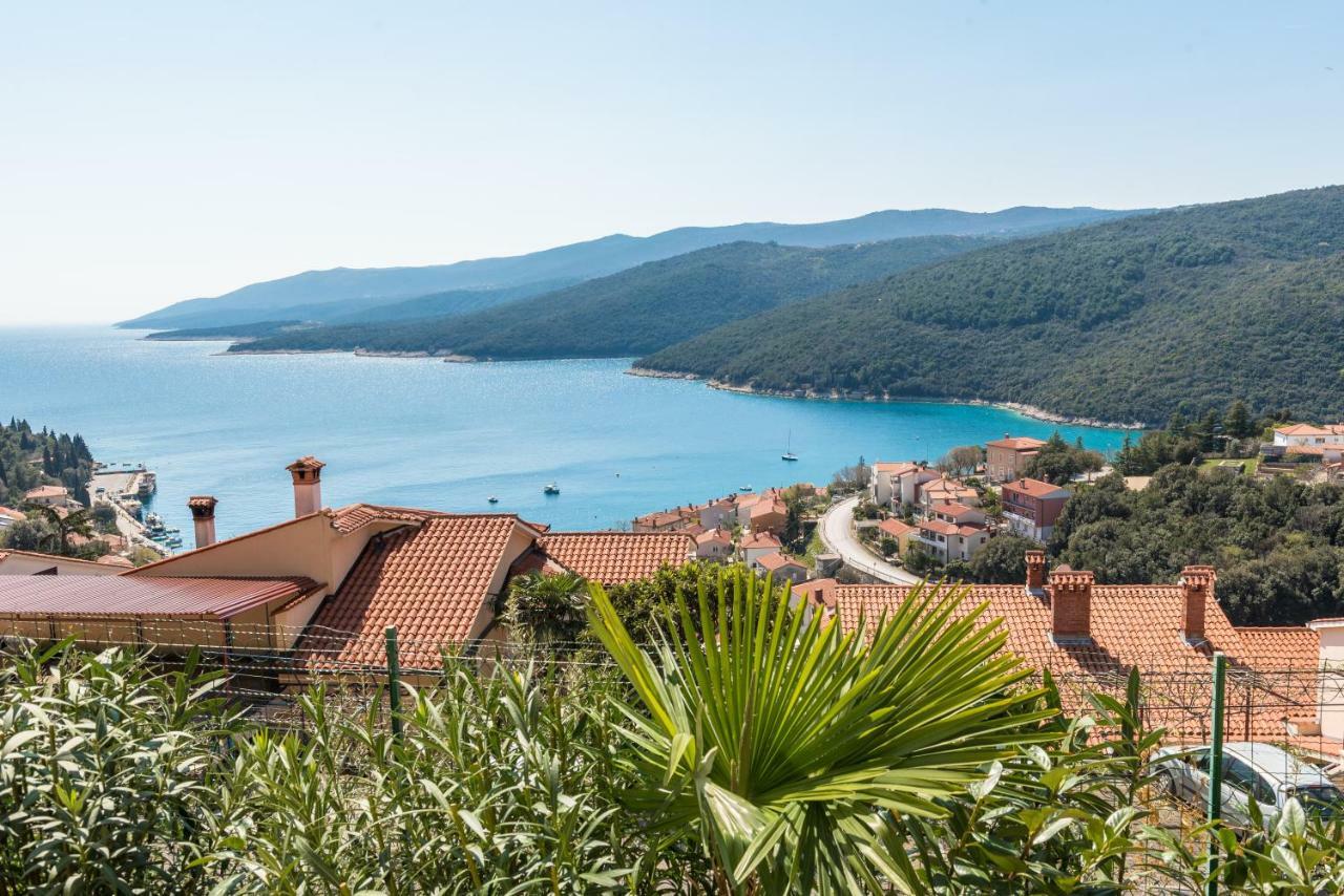 Luxury 1 Bedroom Apartment In Rabac Buitenkant foto